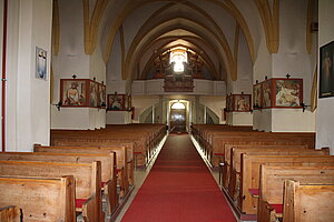 Ruprechtshofen, Pfarrkirche hl. Nikolaus, Blick Richtung Orgelempore