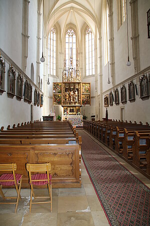 Pulkau, Blick in das Innere der Filialkirche hl. Blut