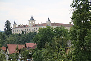 Angern, Schloss Wolfsberg, Bau aus dem 15.-17. Jh.