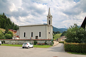 Opponitz, Pfarrkirche hl. Kunigunde, nach dem Vorbild der Johannes-Nepomuk-Kirche in Wien um 1860 errichtet