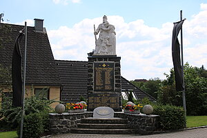 St. Martin am Ybbsfelde, Kriegerdenkmal im Kirchhof, F. Fuchs 1924