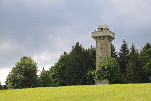 Elisabeth-Warte auf dem Plattenberg, 1900 errichtet