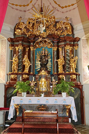 Michelhausen, Pfarrkirche hl. Petrus und Paulus, Marienaltar mit Gnadenbild Maria Trost (1706), 1710 aus Tulln überstellt