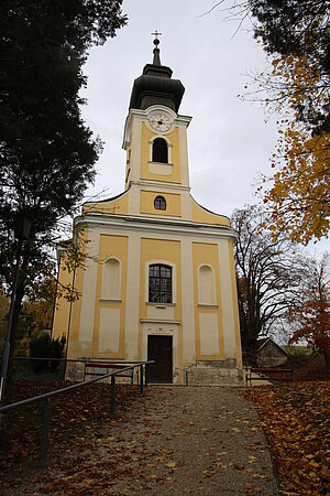 Ladendorf, Pfarrkirche hl. Andreas, 1766 nach Plänen Peter Mollners