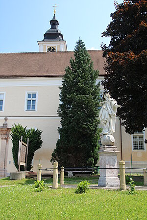 Lilienfeld, Zisterzienserstift, Mariensäule, um 1700