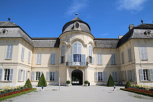 Schloss Niederweiden, barockes Jagdschloss, 1693-1701 errichtet, Johann Bernhard Fischer von Erlach