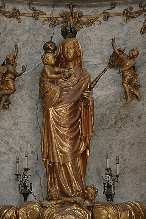 St. Andrä an der Traisen, ehem. Stiftskirche hl. Andreas, Seitenaltar mit Marienstatue, um 1360