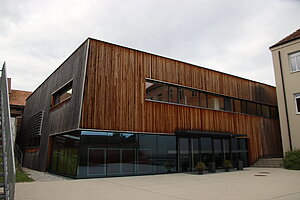 Inzersdorf ob der Traisen, Mehrzweckhalle