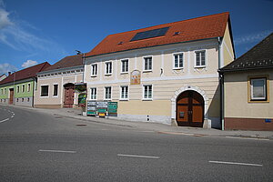 Thaya, Hauptstraße Nr. 58, typische Fassade 2. Hälfte 19. Jh.