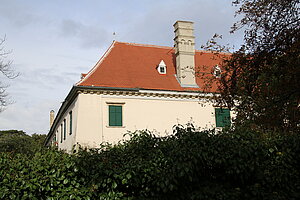 Guntersdorf, ehem. Wasserschloss in der Ortsmitte, 2. Hälfte 16. Jh.