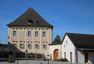 Haidershofen, Pfarrhof, 1762-64 ausgebaut als Sommerresidenz der Gleinker Äbte