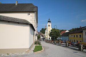 Arbesbach, Blick über die Hauptstraße Richtung Pfarrkirche