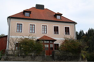 Rohr im Gebirge, Pfarrhof
