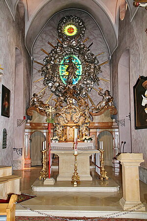 Gaaden, Pfarrkirche hl. Jakobus der Ältere, Hochaltar, Giovanni Giuliani, nach 1735