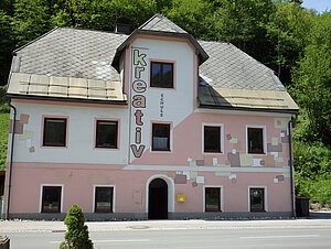 Hohenberg, Kreativ-Schule