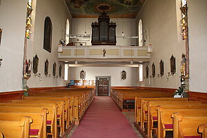 Öhling, Pfarrkirche hl. Wolfgang, Inneres der Pfarrkirche, Blick gegen die Orgel