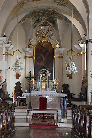 Orth an der Donau, Pfarrkirche hl. Michael, ehemalige Wehrkirche, im Kern mittelalterlich, 1689 barockisiert