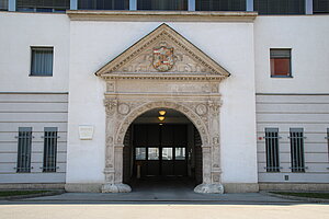 Wiener Neustadt, Burgplatz 2, Portal des ehemaligen Zeughauses, 1524