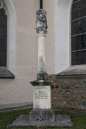 Allentsteig, Mariensäule hinter der Pfarrkirche