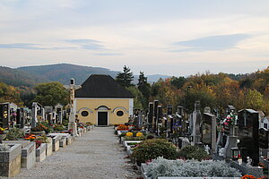 Gföhl, Friedhof,  Gruftkapelle der Sinzendorfer, 1761