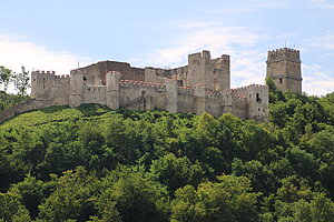 Kirchschlag in der Buckligen Welt, Burgruine Kirchschlag, im 12. Jh. errichtet