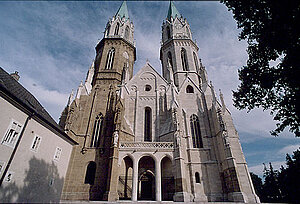 Klosterneuburg, Stiftskirche