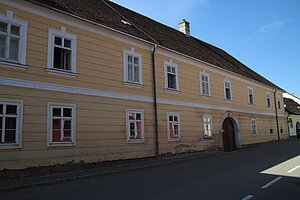 Straning, Pfarrhof
