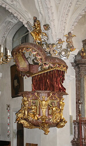 St. Anton an der Jeßnitz, Pfarrkirche hl. Antonius von Padua, frühbarocke Hallenkirche, 1691 geweiht, spätbarocke Kanzel, Mitte 18. Jh.