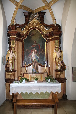 Traismauer, Pfarrkirche hl. Rupert, Altar in der Leopoldikapelle, um 1760