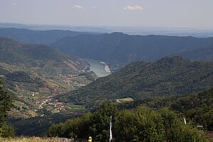 Jauerling, Blick ins Donautal