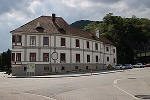 Spitz, Hinterhaus Nr. 2, ehem. Gasthaus Zum Raben, 16. Jh.