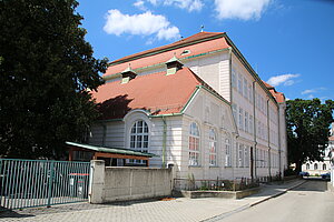 Haugsdorf, Kaiser Jubiläums Volks- und Bürgerschule, 1916