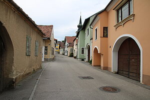 Thallern, Hauptstraße