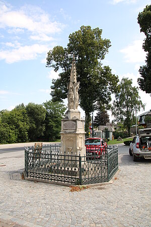 Thenneberg, Gedenksäule, gestiftet 1850 von Ferdinand Scheder