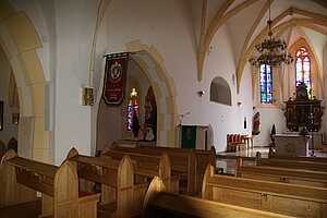 Enzesfeld, Pfarrkirche hl. Margareta