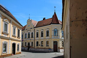 Furth, Altes Rathaus, seit 1591 hier belegt, 1898 Neubau durch Josef Utz d. J.