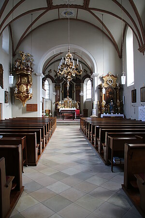 Horn, Filialkirche hl. Georg auf dem Kirchenplatz