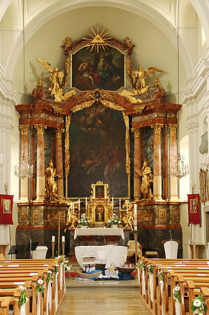Loosdorf, Pfarrkirche hl. Lorenz, Hochaltar, um 1730, nach Plänen von Antonio Beduzzi
