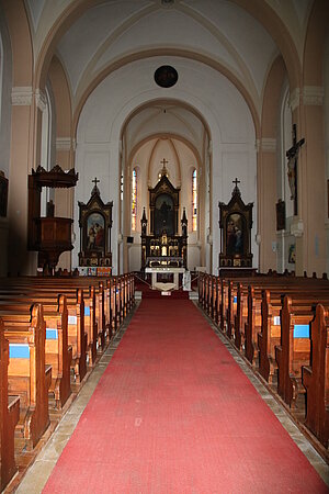 Markt Piesting, Pfarrkirche hl. Leonhard, frühistoristischer Bau, Mitte 19. Jh.