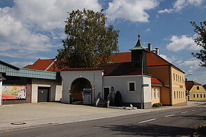 Perschling, Gemeindezentrum