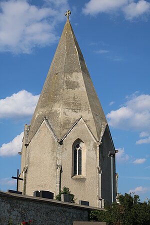 Zellerndorf, Karner südöstlich der Kirche, 2. Viertel 14. Jahrhundert