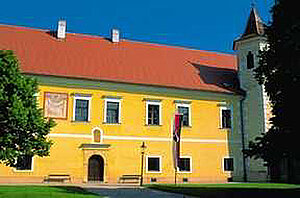 Atzenbrugg, Schloss