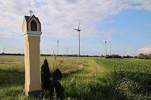 Windpark nahe Orth an der Donau