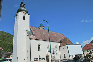 Lunz, Pfarrkirche Hl. Drei Könige, spätgotische Hallenkirche mit Doppelchor, 1503