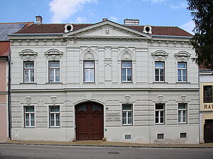 Kirchberg am Wagram, Marktplatz, Gemeindeamt, 1894 erbaut
