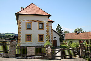 Bad Schönau, Sog. Festes Haus, seit dem 16. Jh. Pfarrhof