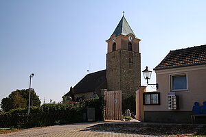 Leobendorf, Pfarrkirche hl. Markus, gotischer Bau