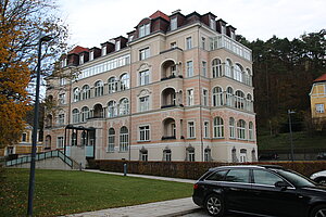 Neuhaus, Curhotel d'Orange, Grand-Hotel-Bau, 1913 errichtet