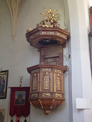 Frankenfels, Pfarrkirche hl. Margareta, bemerkenswerte Hängekanzel aus der Renaissance, um 1600