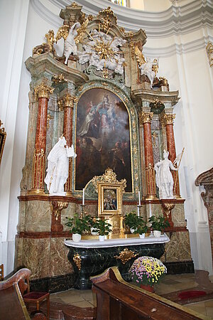 St. Pölten, Rathausplatz, Pfarrkirche zur hll. Dreifaltigkeit, Wandsäulenretabel von A. Gruber 1770-72, Altarblatt von Martin Johann Schmidt, Maria vom Berge Karmel, 1773